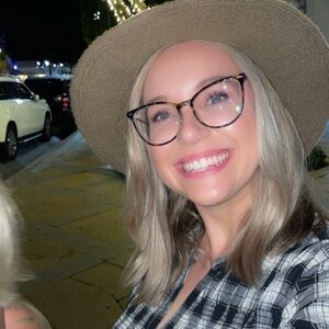 Meet your Posher, Hailey
